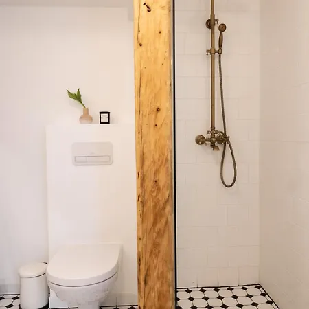 Elegant Ada Johanna Apartment, Close To The Centre And Apartment Parnu