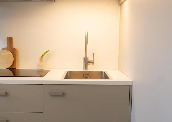 Elegant Ada Johanna Apartment, Close To The Centre And Daire Pärnu