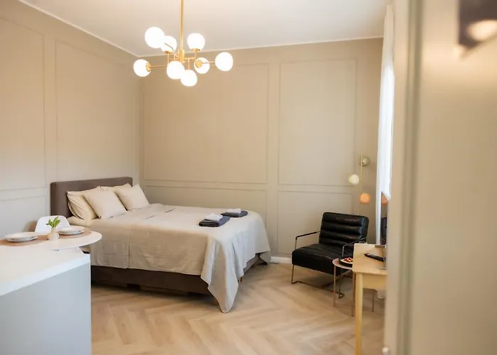 Elegant Ada Johanna Apartment, Close To The Centre And *